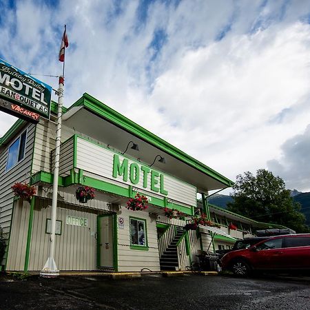 Bulkley Valley Motel New Hazelton Ngoại thất bức ảnh