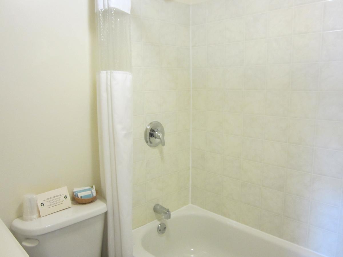 Bulkley Valley Motel New Hazelton Ngoại thất bức ảnh