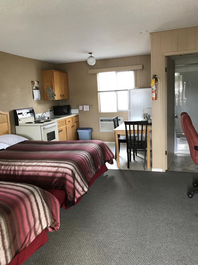 Bulkley Valley Motel New Hazelton Ngoại thất bức ảnh