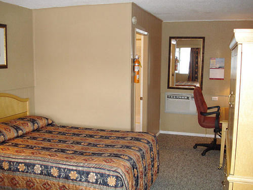 Bulkley Valley Motel New Hazelton Ngoại thất bức ảnh