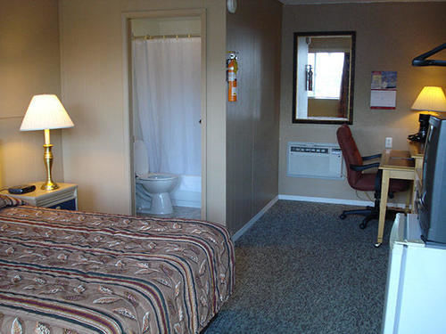 Bulkley Valley Motel New Hazelton Ngoại thất bức ảnh